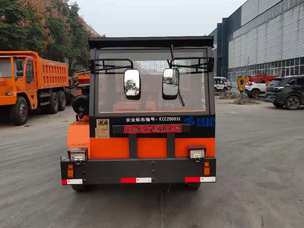 礦用井下運(yùn)輸車(chē)的保養(yǎng)與自檢